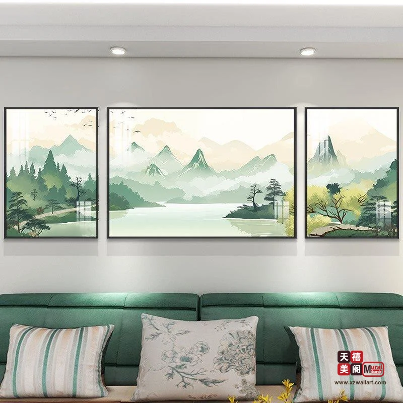 青山映水