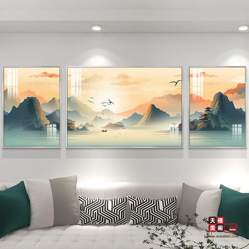 青山映水
