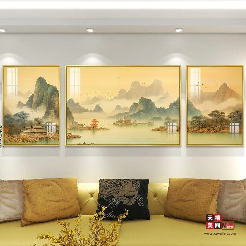 青山映水